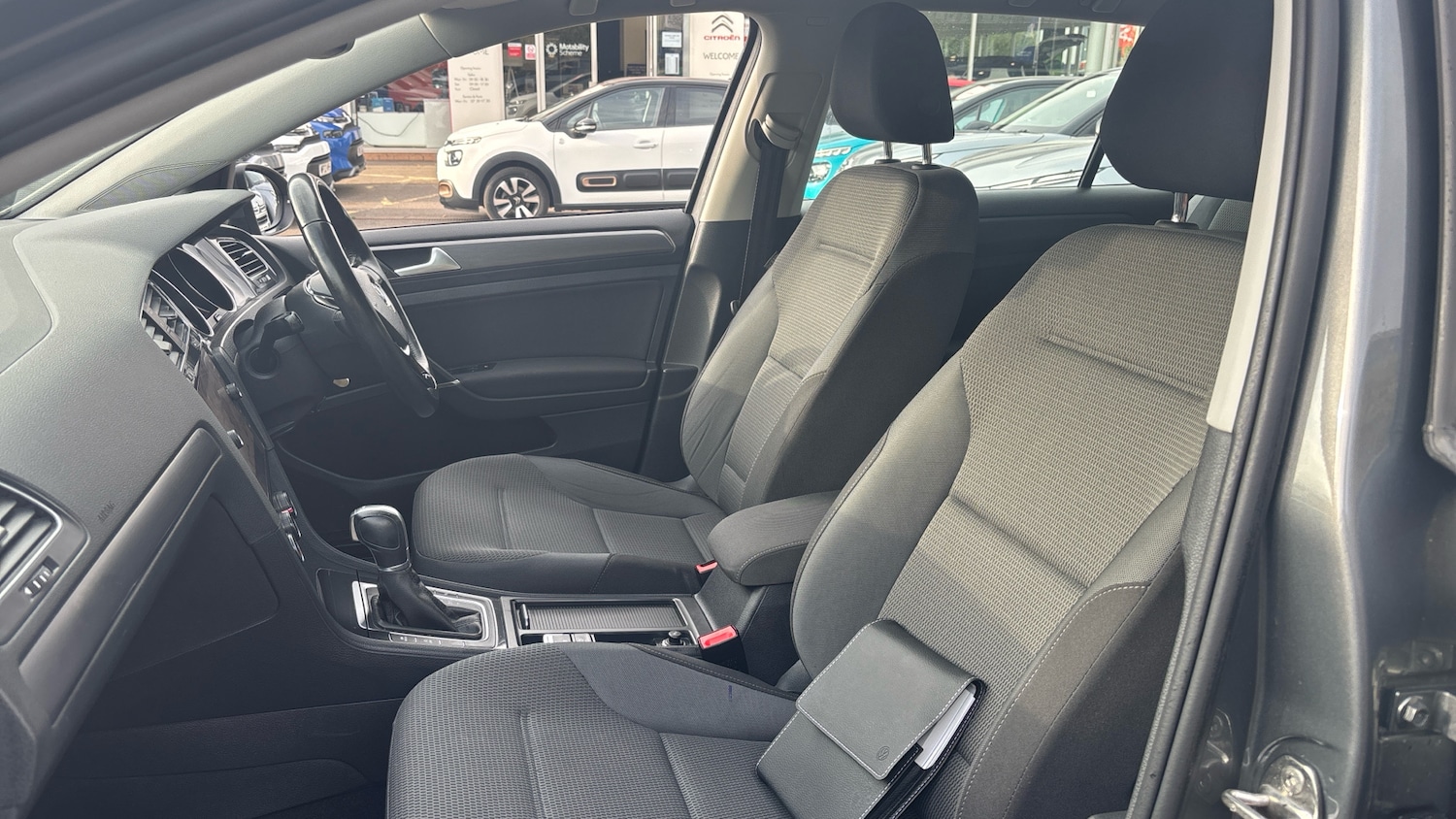 Used Volkswagen Golf 2019 for sale - 76299713: Photo 21