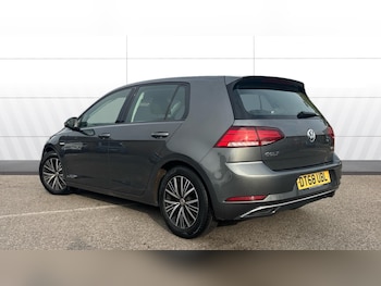 Used Volkswagen Golf 2019 for sale - 76299713: Photo