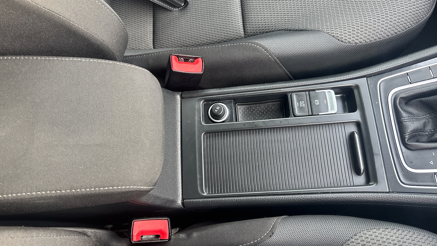 Used Volkswagen Golf 2019 for sale - 76299713: Photo 32