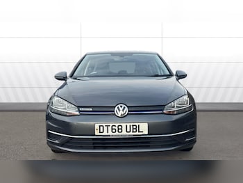Used Volkswagen Golf 2019 for sale - 76299713: Photo