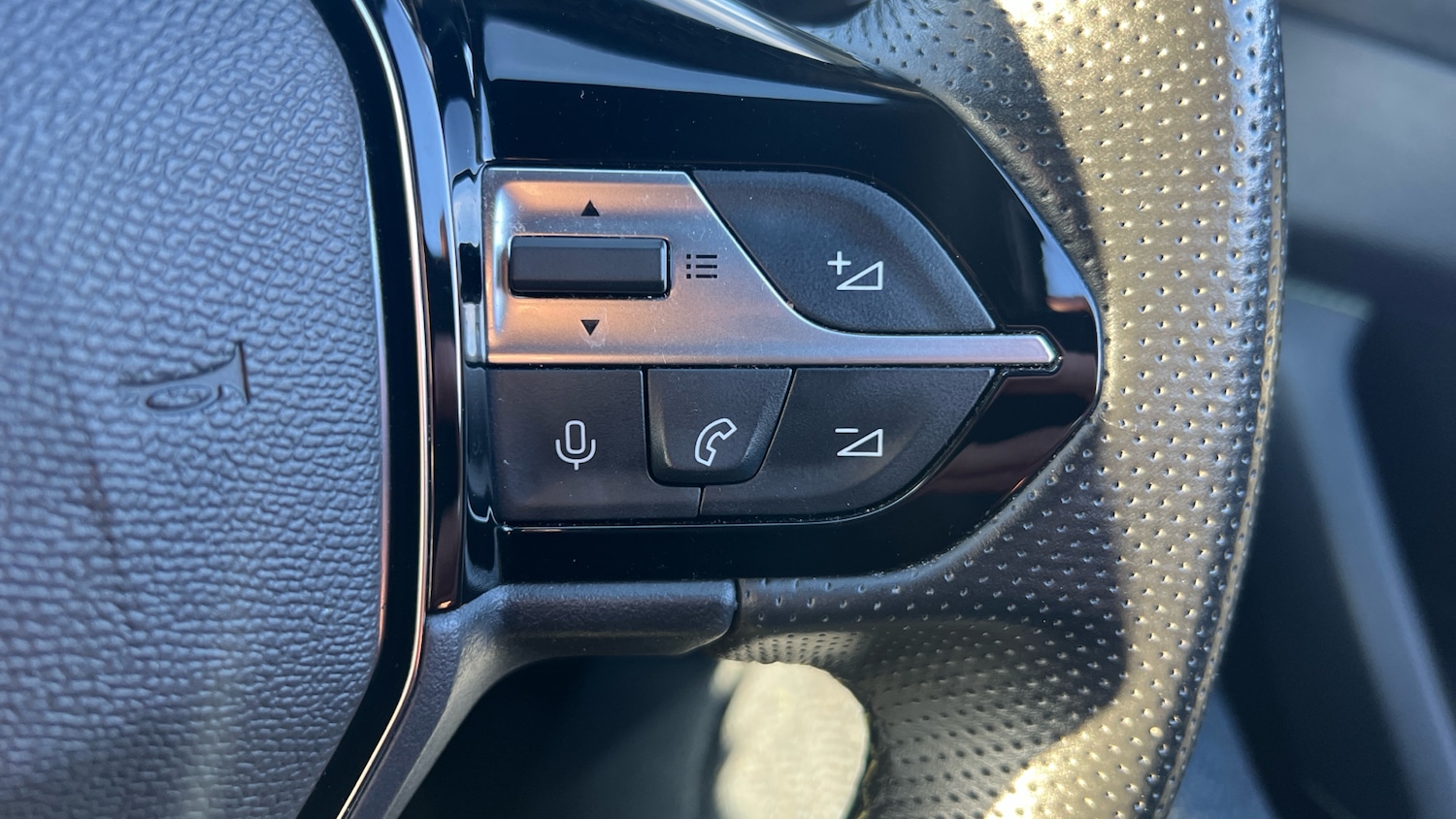 Used Peugeot 408 2024 for sale - 77210901: Photo 28