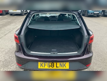 Used SEAT Leon 2019 for sale - 77392095: Photo