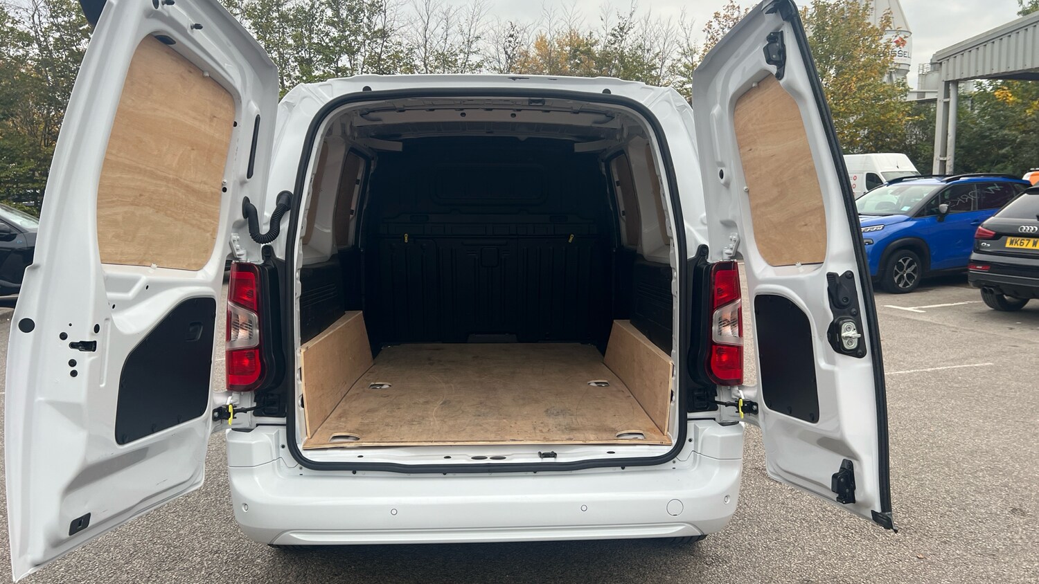 Used Citroen Berlingo 2024 for sale - 76415695: Photo 4