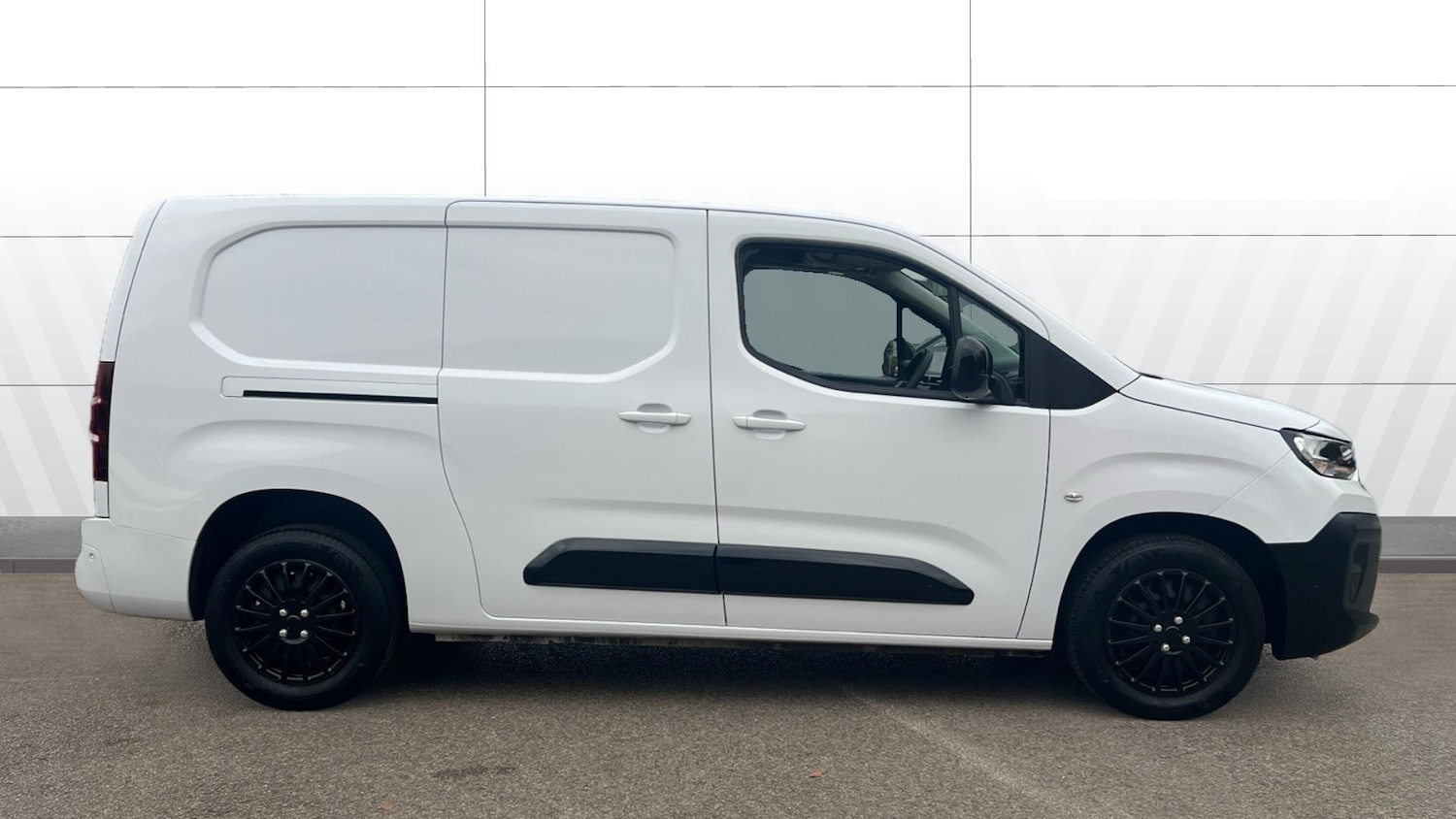 Used Citroen Berlingo 2024 for sale - 76415695: Photo 5