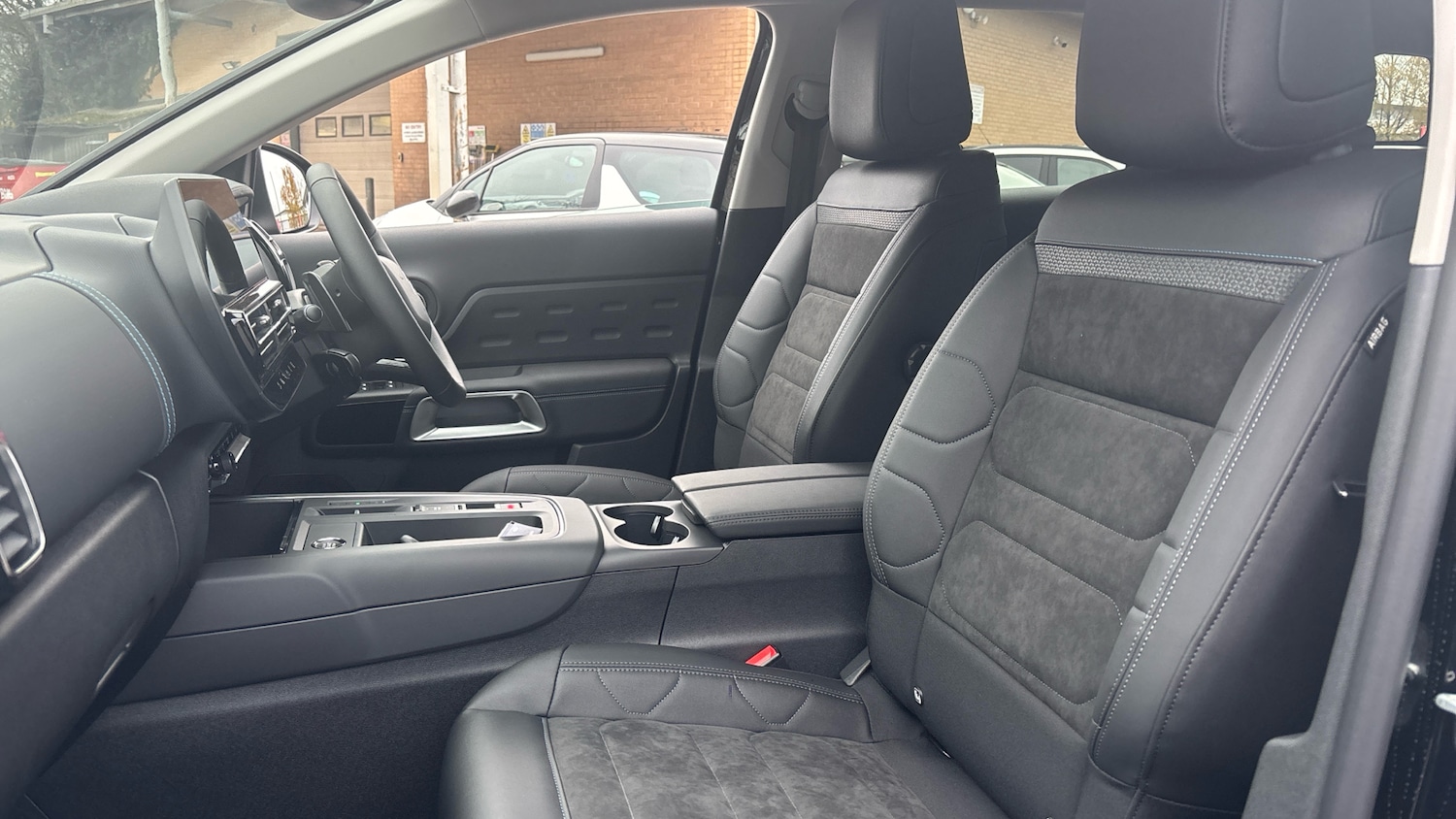 Used Citroen C5 Aircross 2025 for sale - 77036661: Photo 8