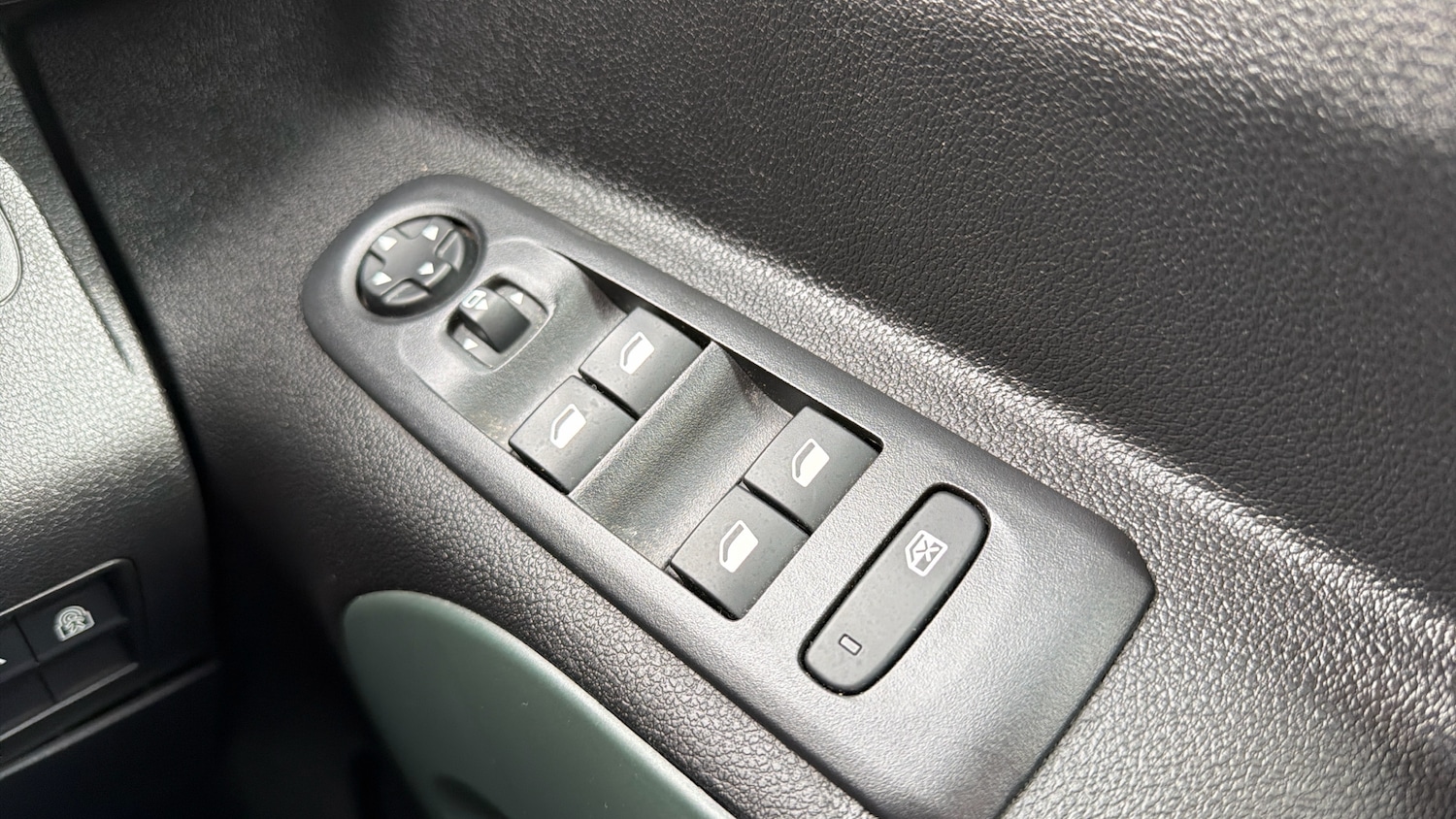 Used Citroen Berlingo 2020 for sale - 76418135: Photo 31