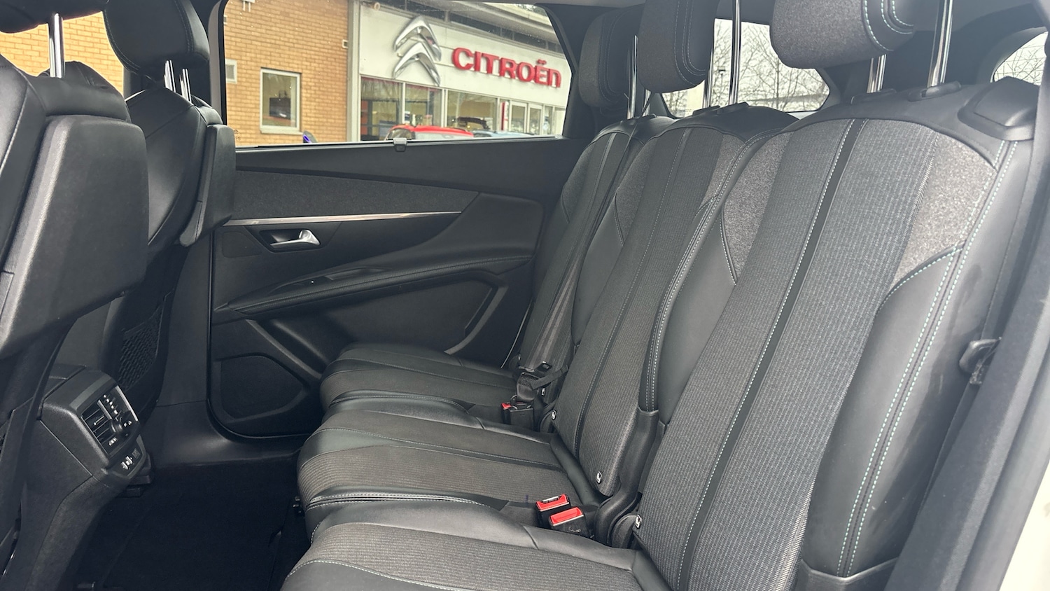 Used Peugeot 5008 2021 for sale - 77584396: Photo 16