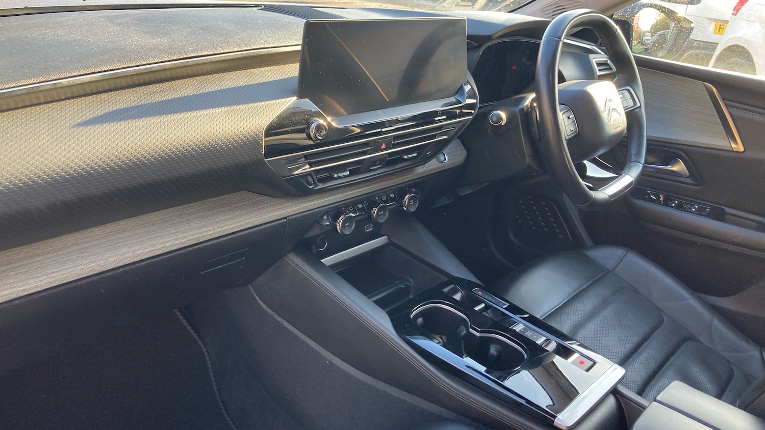 Used Citroen C5 X 2023 for sale - 76807392: Photo 9