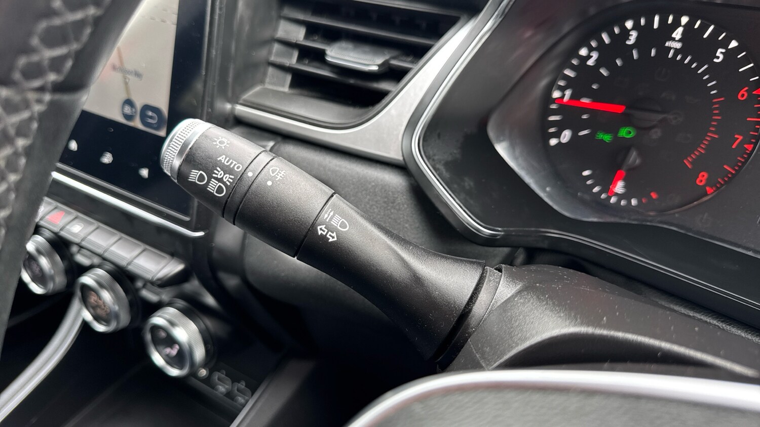 Used Renault Captur 2020 for sale - 76375412: Photo 25