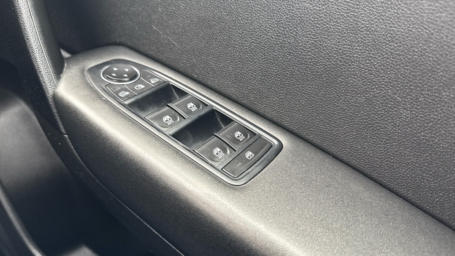 Used Renault Captur 2020 for sale - 76375412: Photo 26