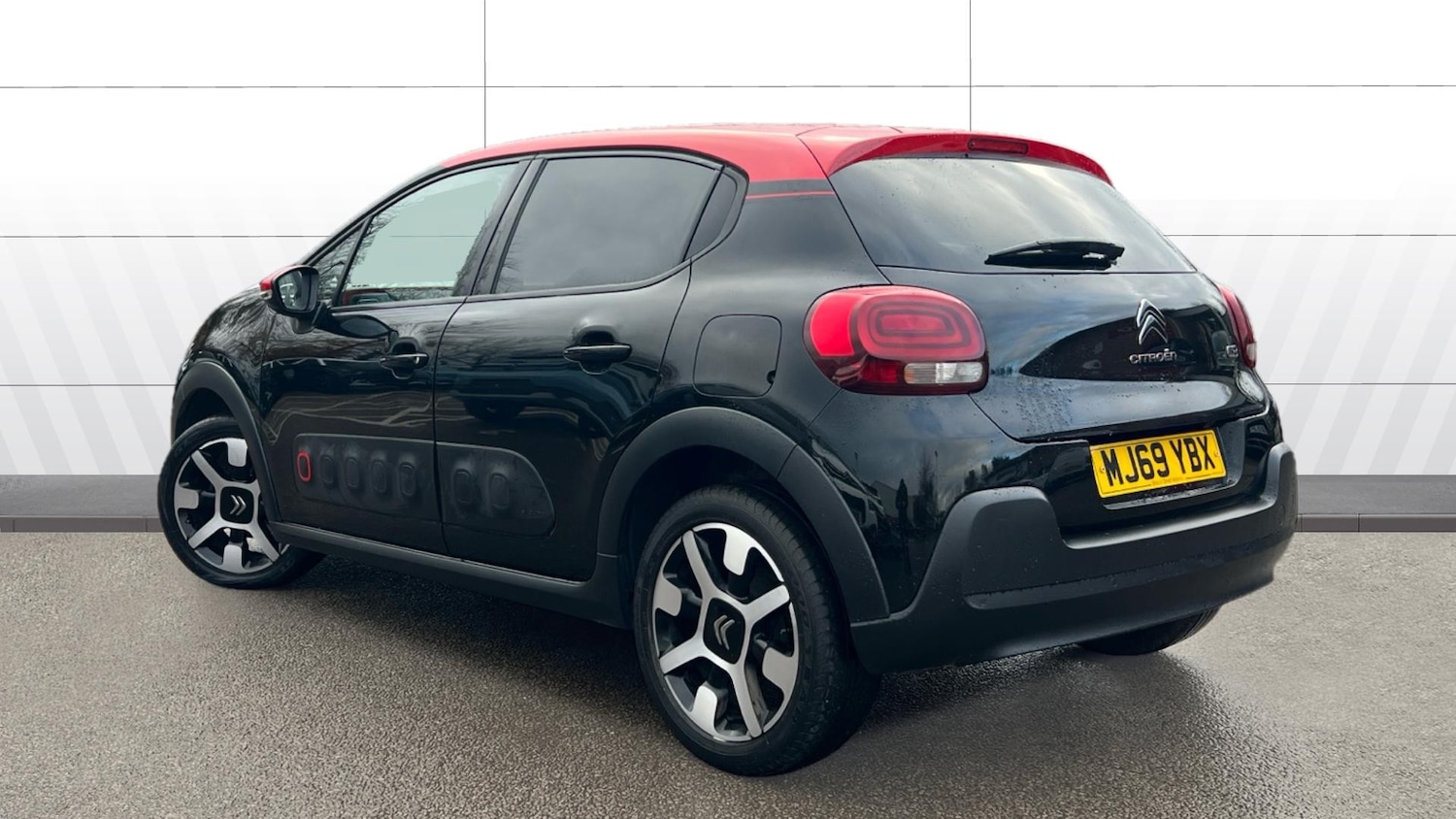 Used Citroen C3 2019 for sale - 76737932: Photo 2