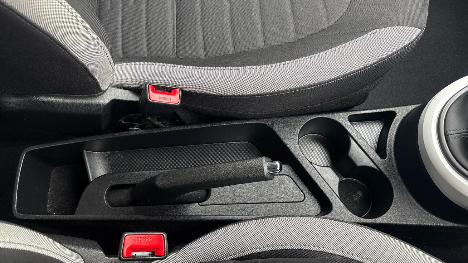 Used Hyundai i10 2022 for sale - 76193051: Photo 31