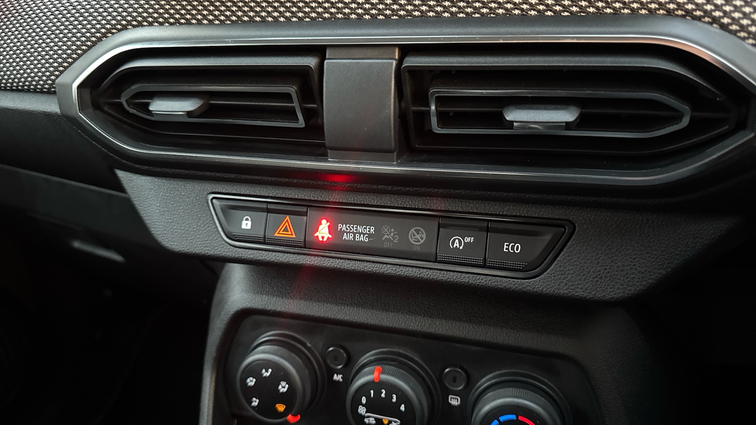 Used Dacia Sandero 2022 for sale - 76413213: Photo 26