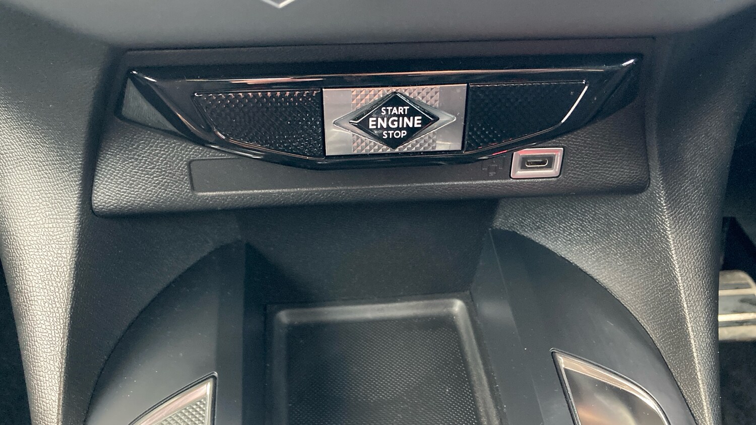 Used DS Automobiles DS 3 2023 for sale - 76904894: Photo 31