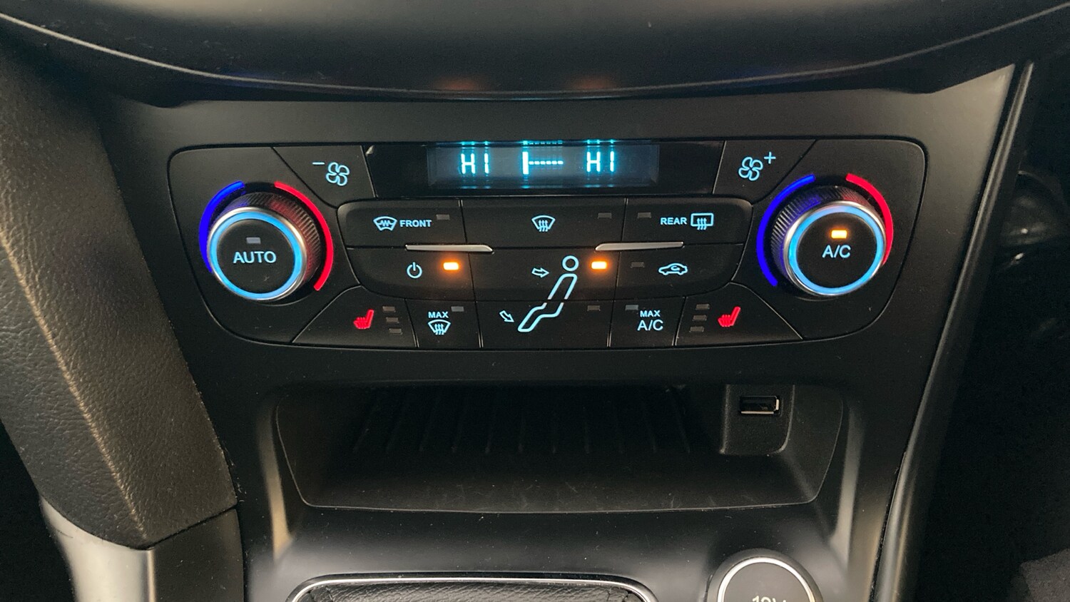 Used Ford Focus 2018 for sale - 76718826: Photo 23