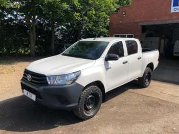 Used Toyota Hilux 2019 for sale - 74717581: Photo