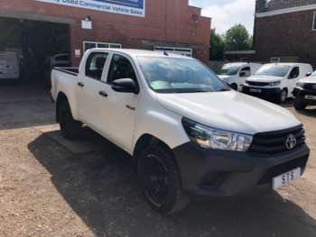 Used Toyota Hilux 2019 for sale - 74717581: Photo