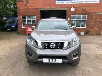 Used Nissan Navara 2016 for sale - 74656636: Photo