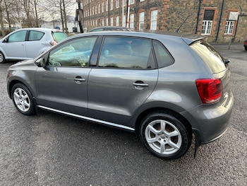 Used Volkswagen Polo 2011 for sale - 77104102: Photo