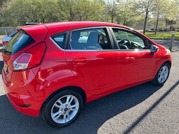 Used Ford Fiesta 2015 for sale - 74430003: Photo