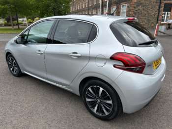 Used Peugeot 208 2017 for sale - 74813148: Photo