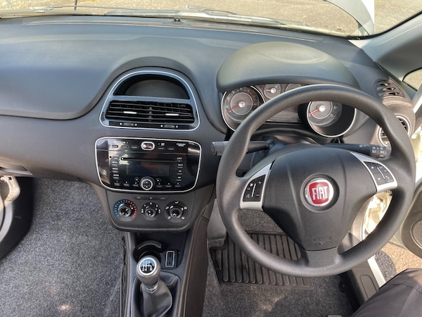 Used Fiat Punto 2015 for sale - 70995169: Photo 7