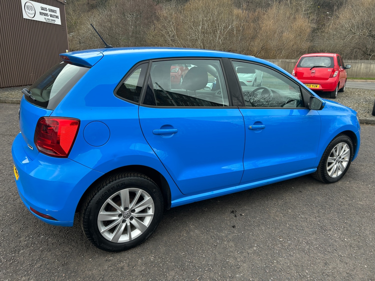 Used Volkswagen Polo 2015 for sale - 77796921: Photo 2