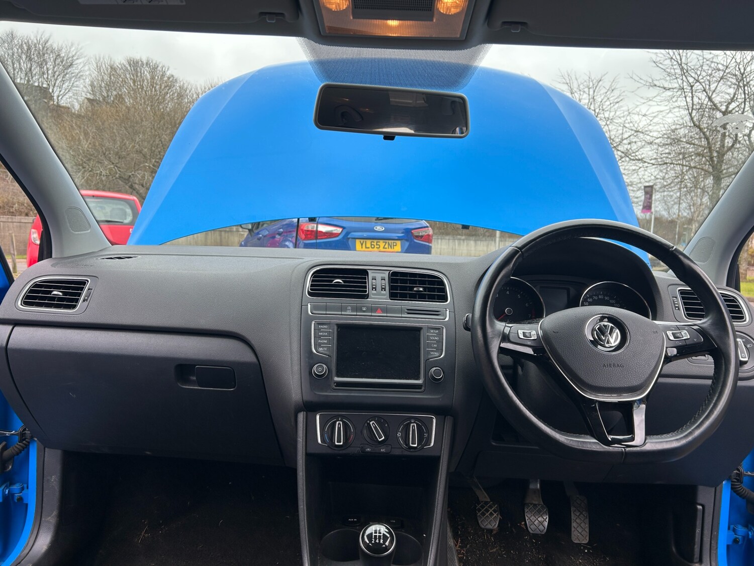 Used Volkswagen Polo 2015 for sale - 77796921: Photo 8