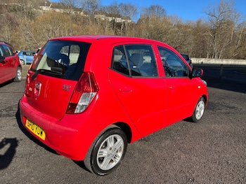 Used Hyundai i10 2010 for sale - 77570594: Photo