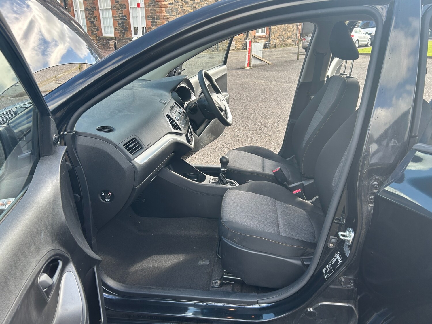 Used Kia Picanto 2015 for sale - 78131319: Photo 9