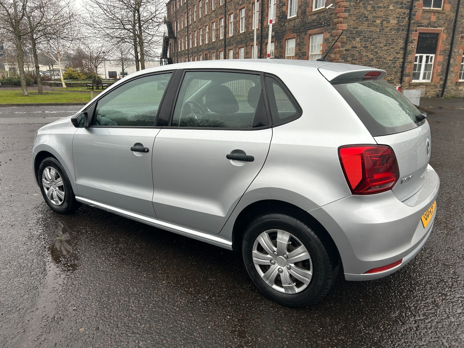 Used Volkswagen Polo 2015 for sale - 77367363: Photo 4
