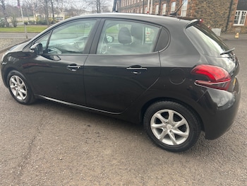 Used Peugeot 208 2016 for sale - 78038574: Photo