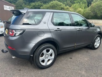 Used Land Rover Discovery Sport 2018 for sale - 79430737: Photo