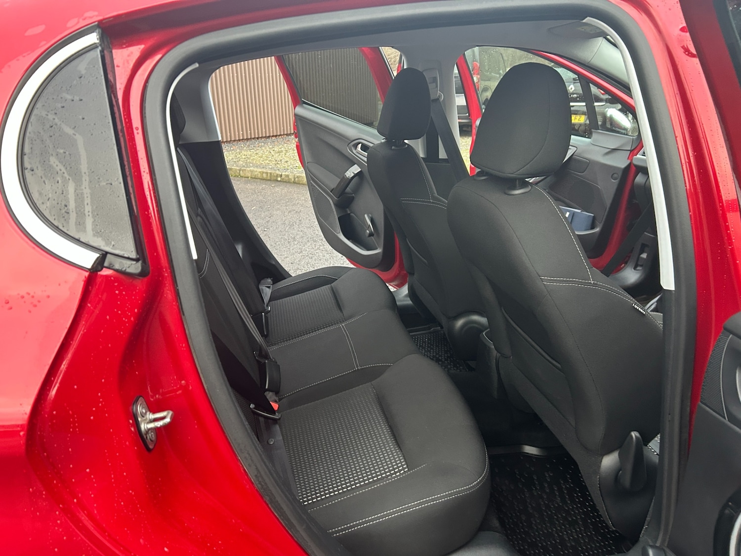 Used Peugeot 208 2015 for sale - 77014921: Photo 11