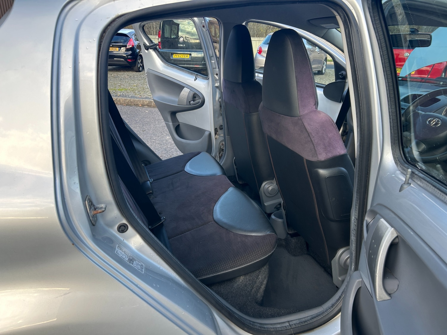 Used Toyota AYGO 2009 for sale - 76588226: Photo 11