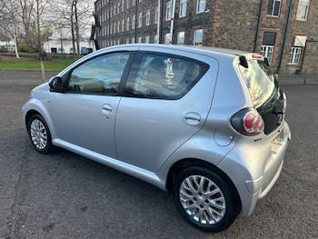 Used Toyota AYGO 2009 for sale - 76588226: Photo