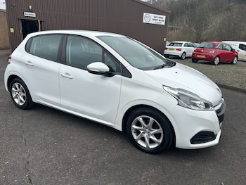 Used Peugeot 208 2016 for sale - 77793065: Photo