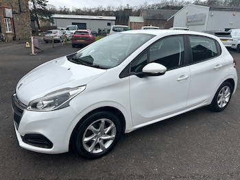 Used Peugeot 208 2016 for sale - 77793065: Photo