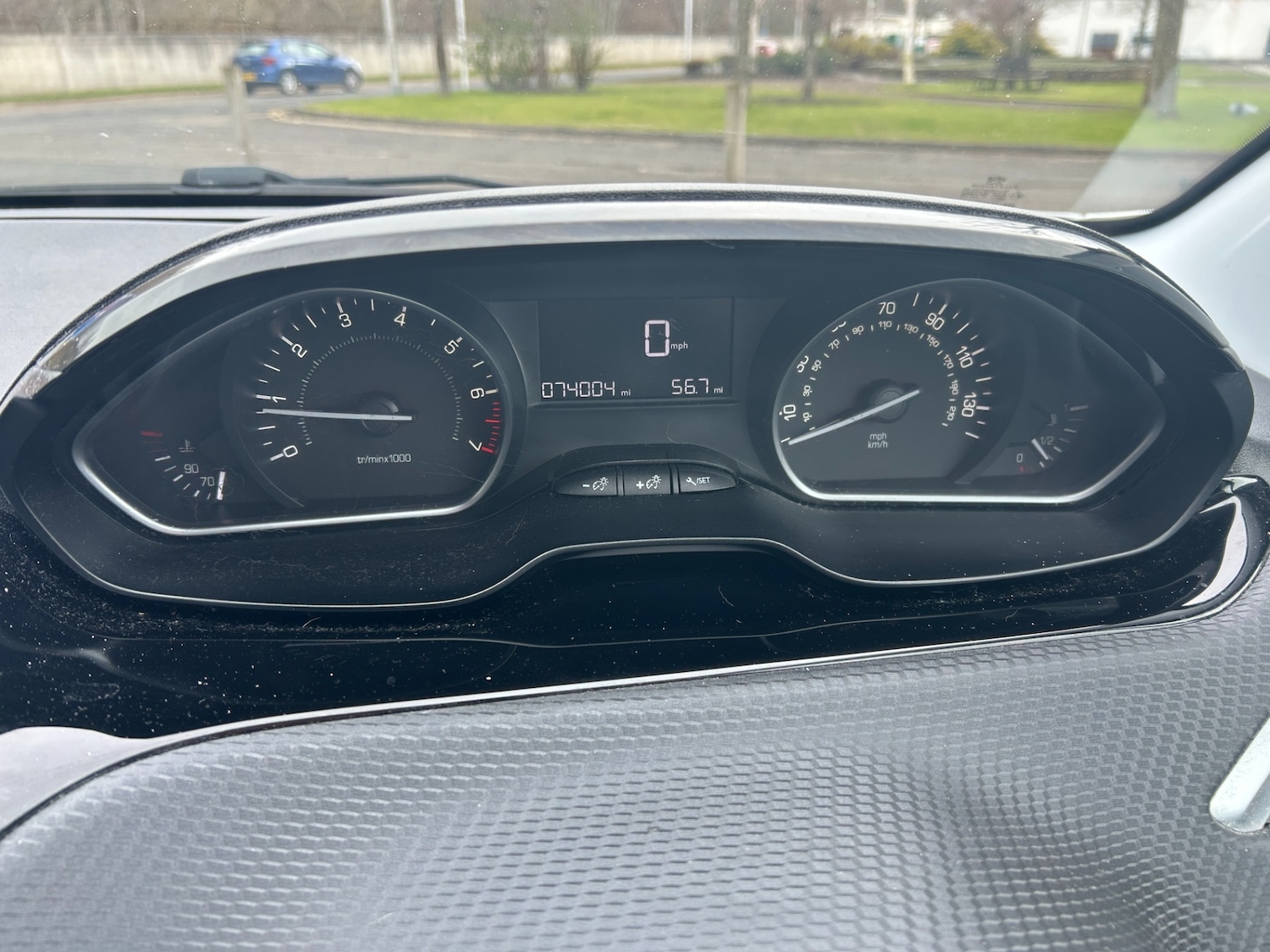 Used Peugeot 208 2016 for sale - 77793065: Photo 7