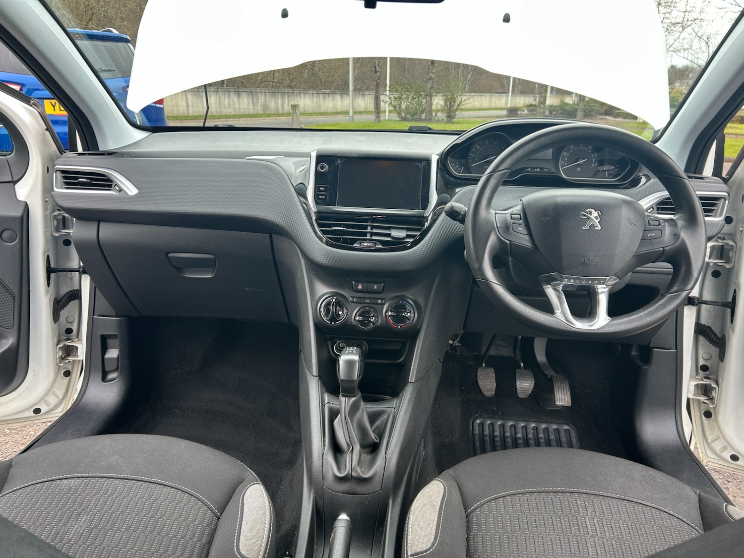 Used Peugeot 208 2016 for sale - 77793065: Photo 8