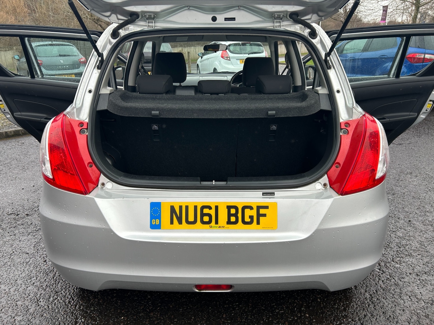 Used Suzuki Swift 2011 for sale - 77687398: Photo 14