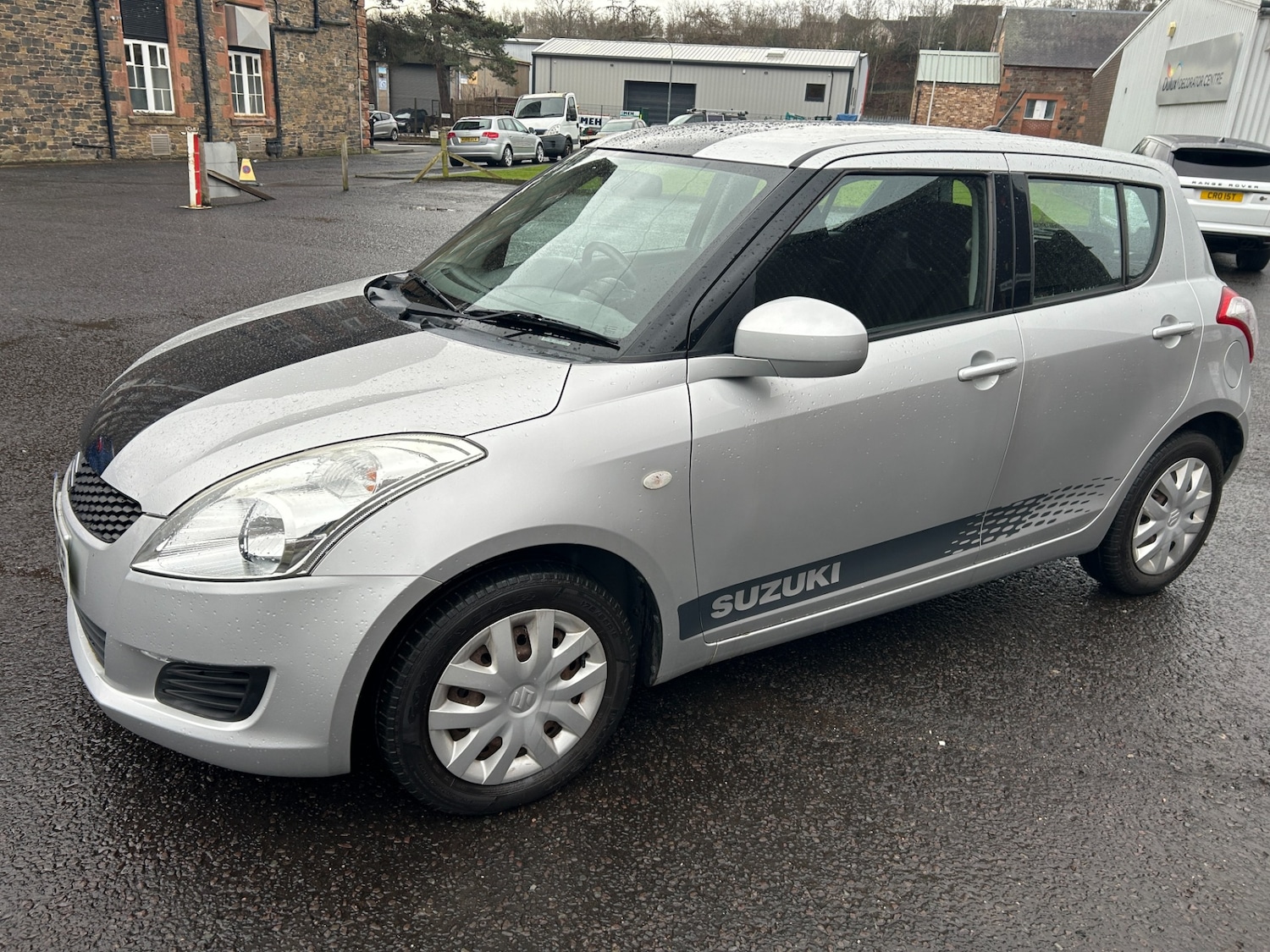Used Suzuki Swift 2011 for sale - 77687398: Photo 3