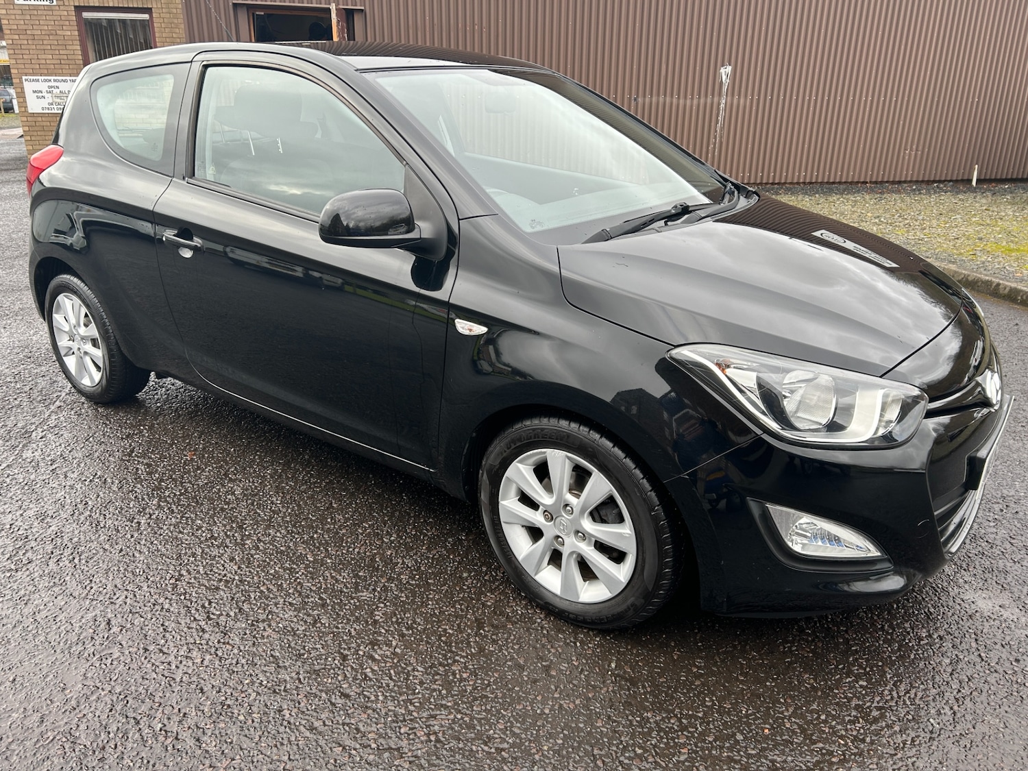 Used Hyundai i20 2014 for sale - 77636333: Photo 4