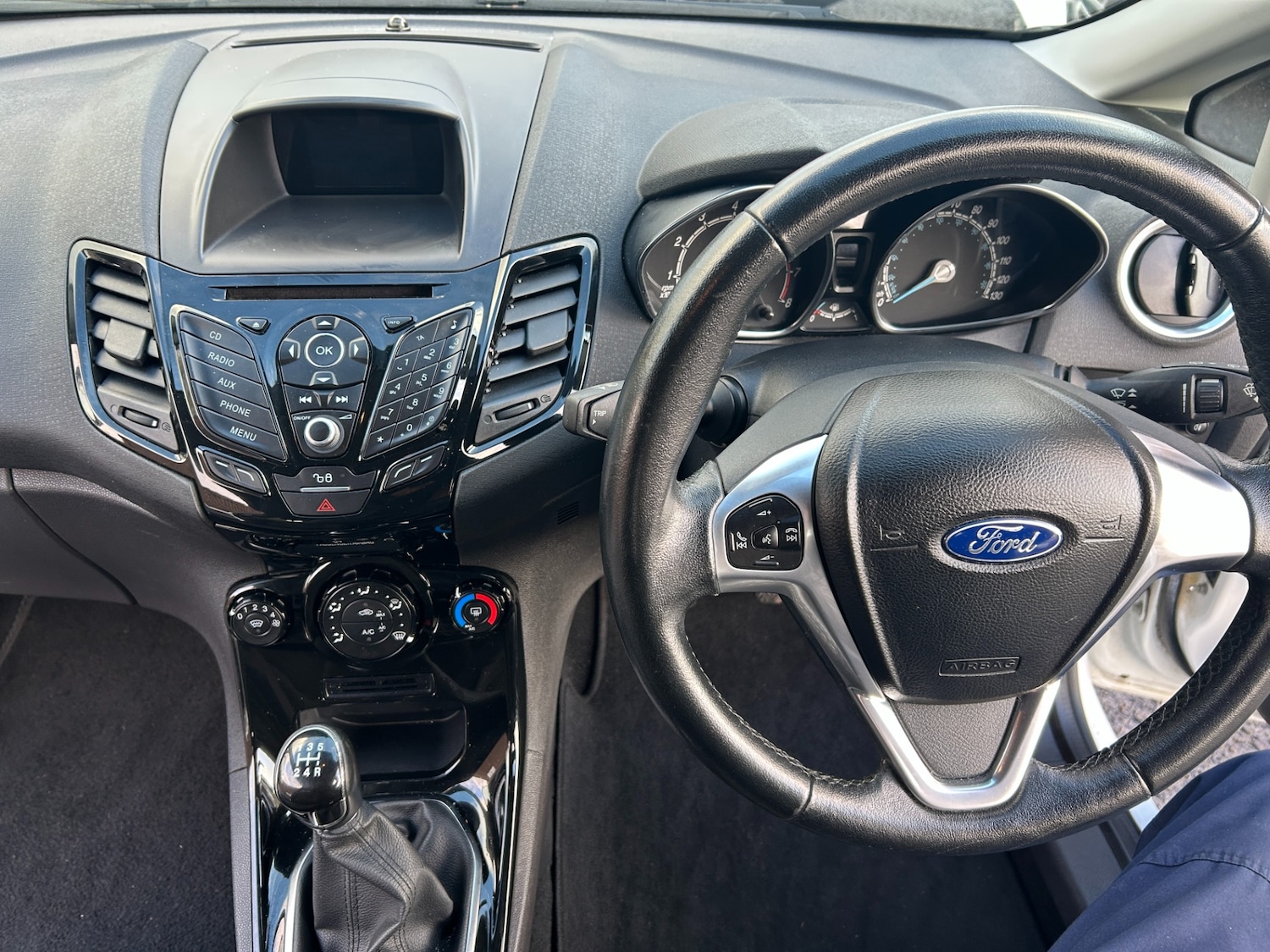 Used Ford Fiesta 2015 for sale - 77233546: Photo 8