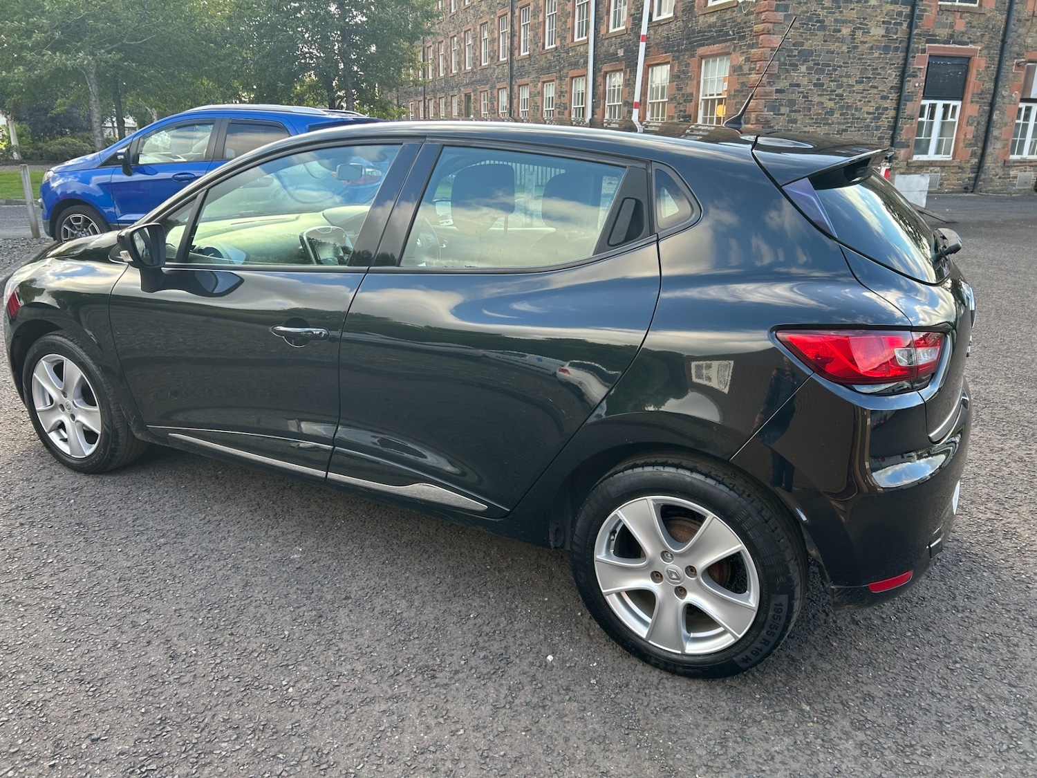 Used Renault Clio 2016 for sale - 75972300: Photo 4