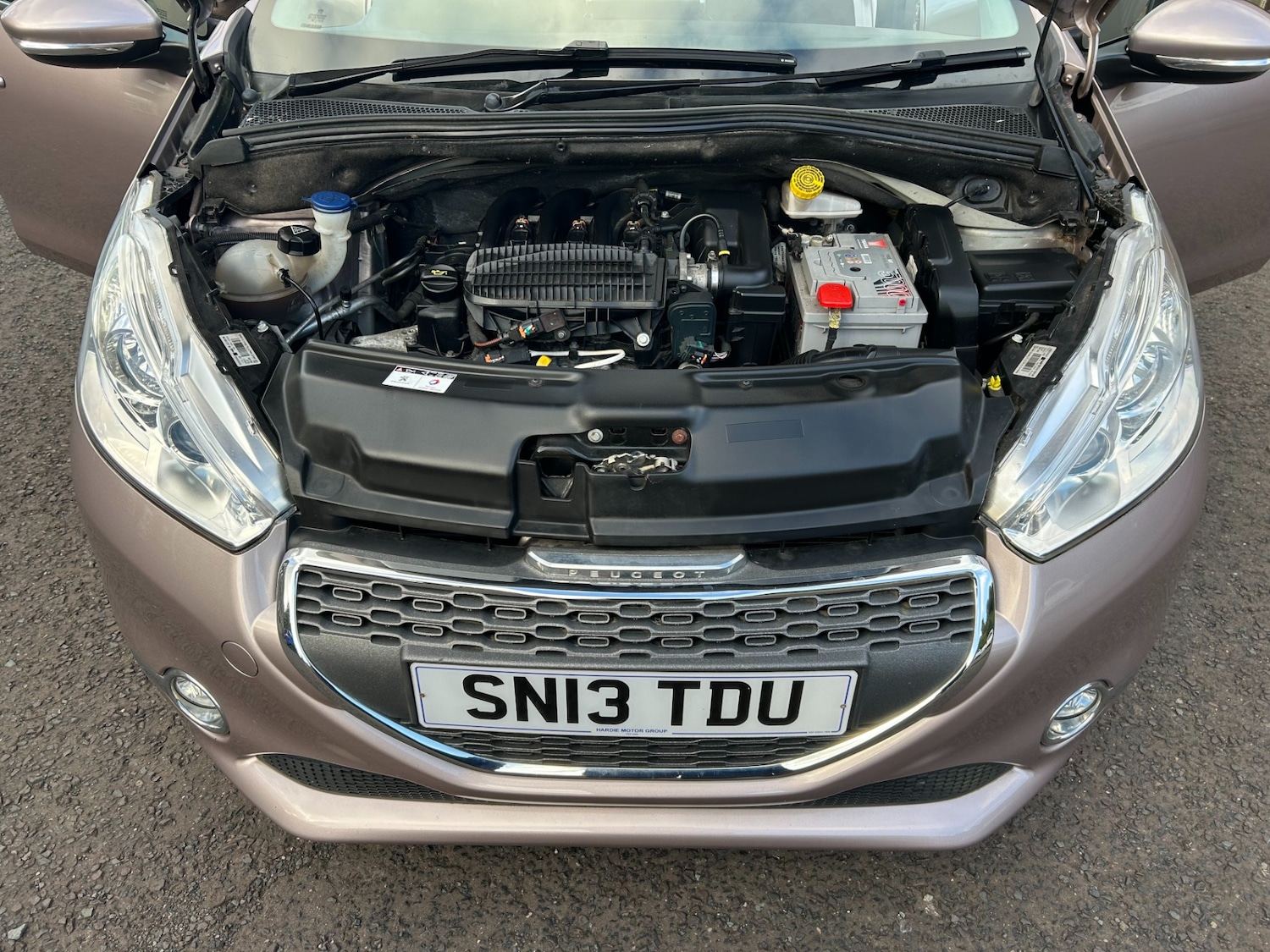 Used Peugeot 208 2013 for sale - 75952016: Photo 13