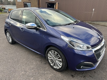 Used Peugeot 208 2016 for sale - 77918321: Photo