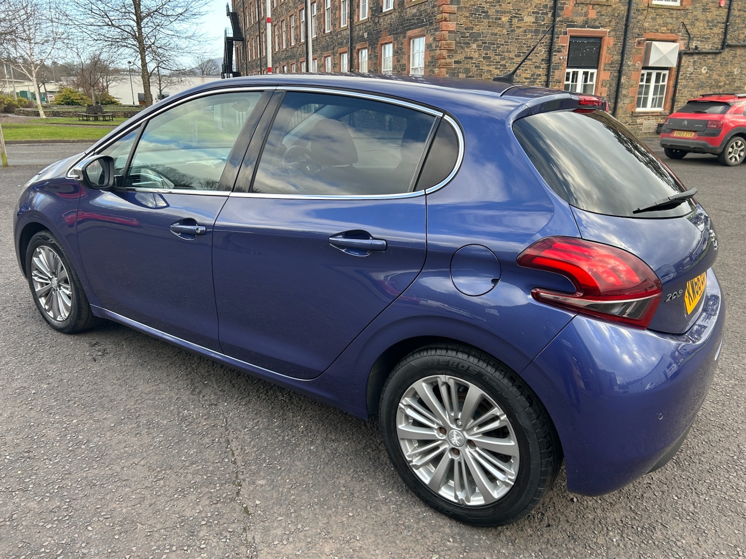 Used Peugeot 208 2016 for sale - 77918321: Photo 4