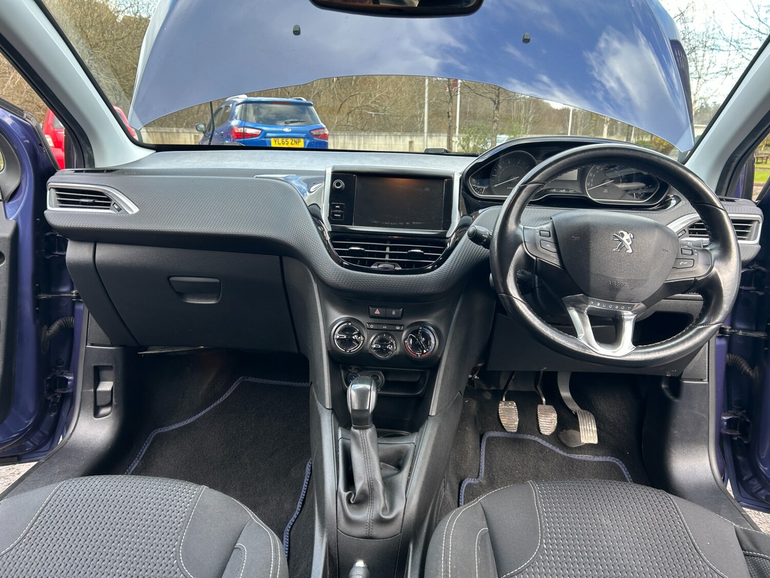 Used Peugeot 208 2016 for sale - 77918321: Photo 8