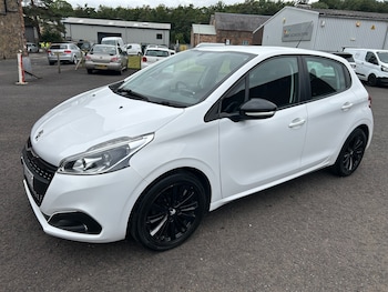 Used Peugeot 208 2016 for sale - 75605038: Photo